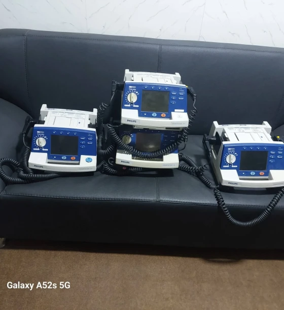 جهاز صدمات قلب ومراقبة علامات حيوية Philips HeartStart XL