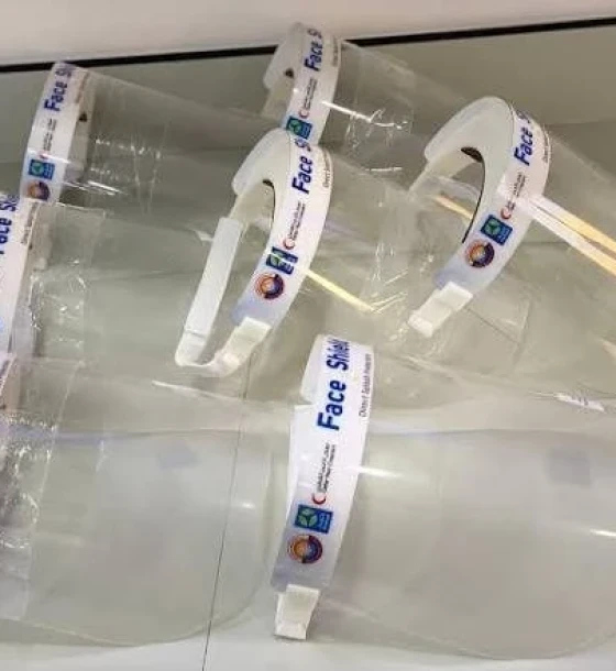 واقي وجه بلاستيكي شفاف (Medical Face Shield)